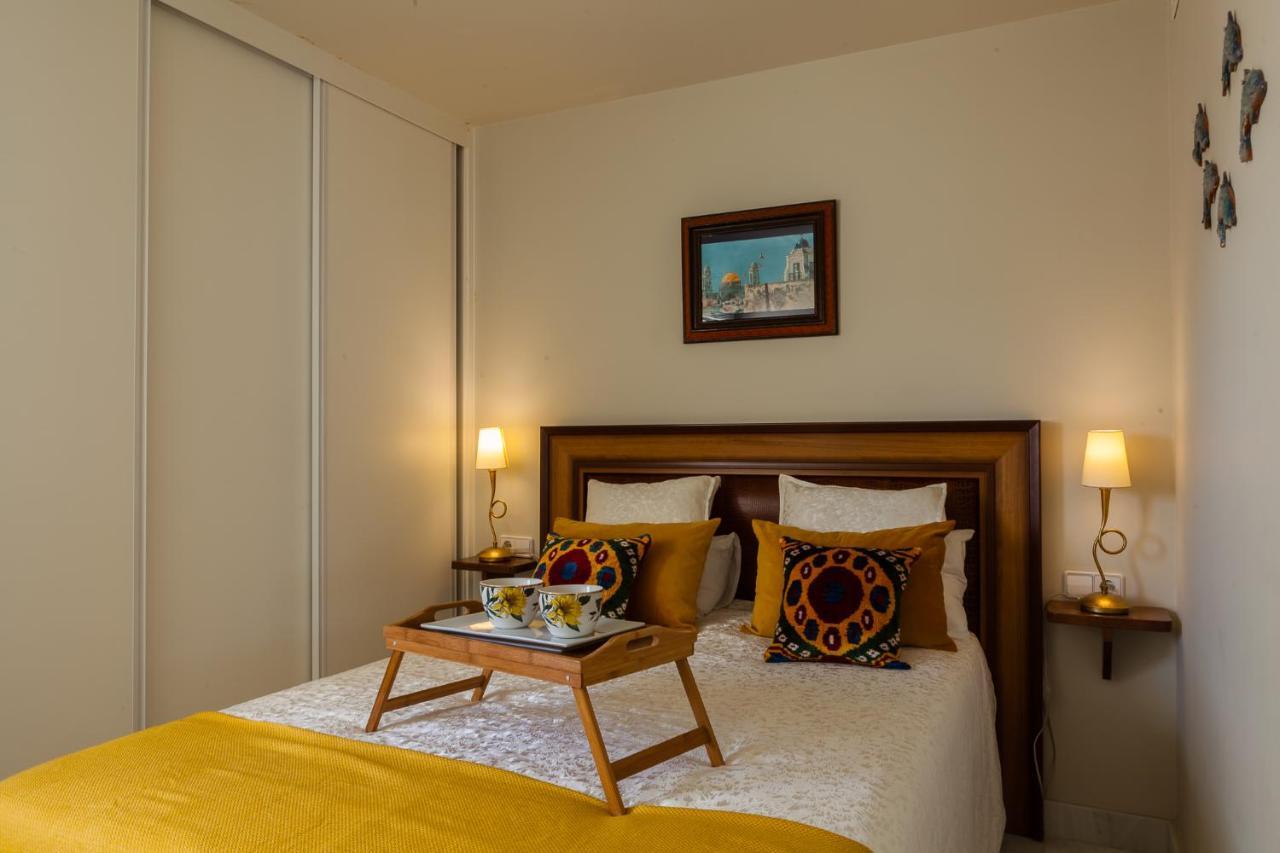 ***** Attic With Impressive Views And Jacuzzi Lägenhet Cádiz Exteriör bild
