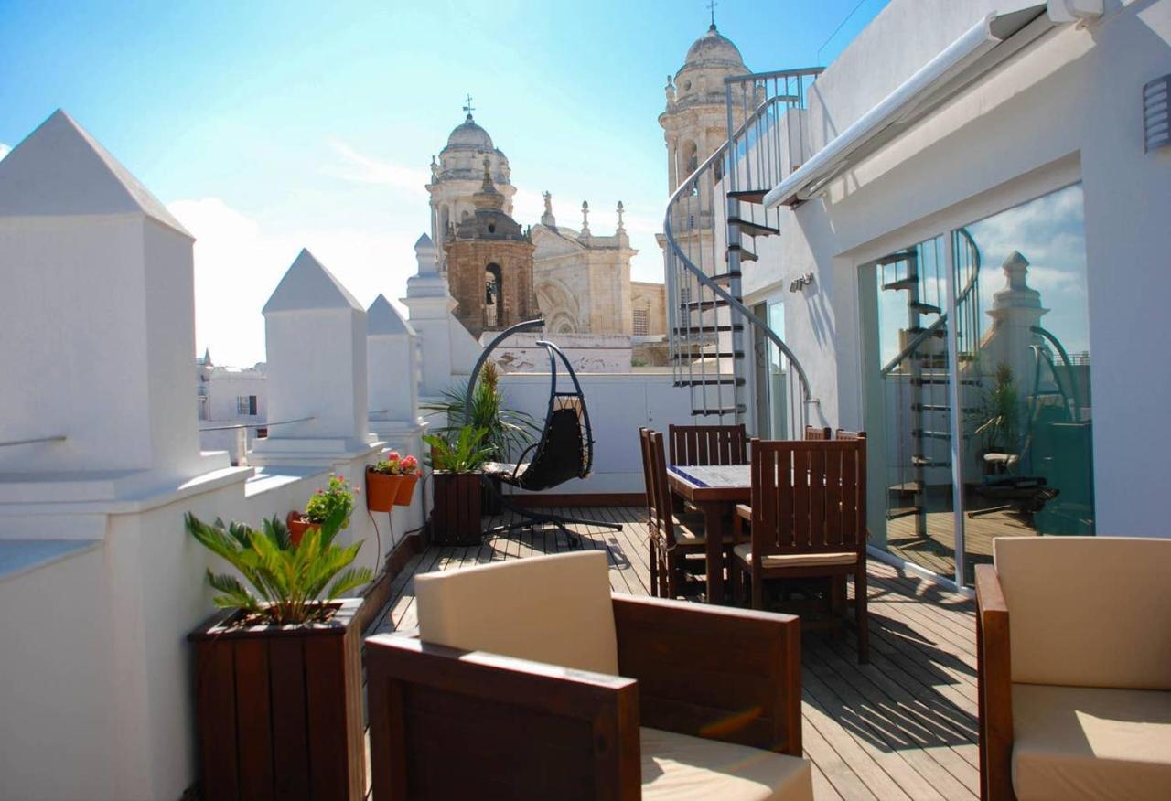 ***** Attic With Impressive Views And Jacuzzi Lägenhet Cádiz Exteriör bild